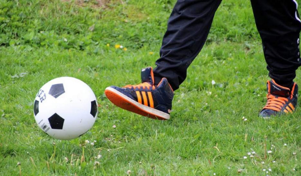 How to Teach a Kid to Juggle a Soccer Ball