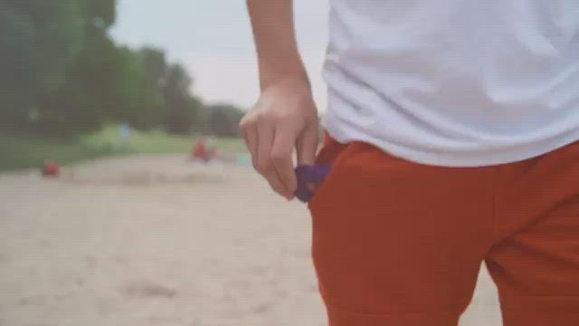 Foooty - the Ball That Fits Every Pocket